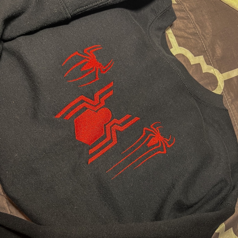 -custom 3 Spider-Man embroidered black crewneck